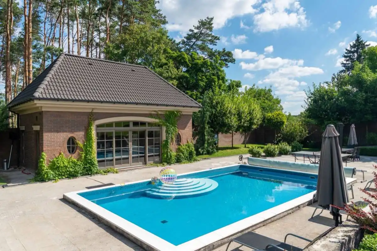 Pool Decks & Patios in Brownsville, TX